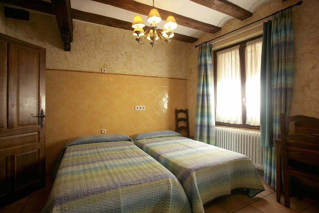 Hotel Rural Bidean Puente La Reina Room photo